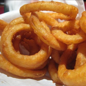 A photo of onion rings.
